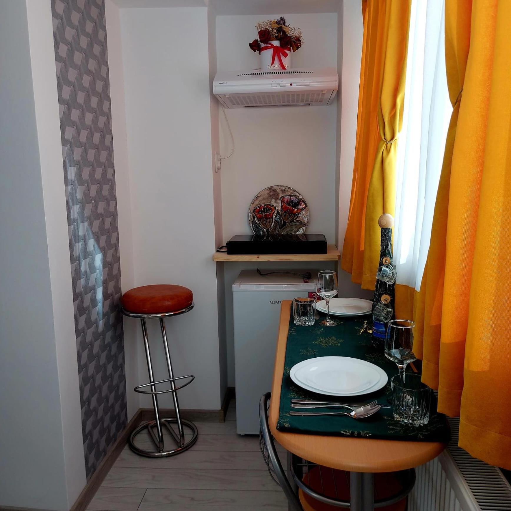 Dayana Home Рымнику-Вылча Экстерьер фото